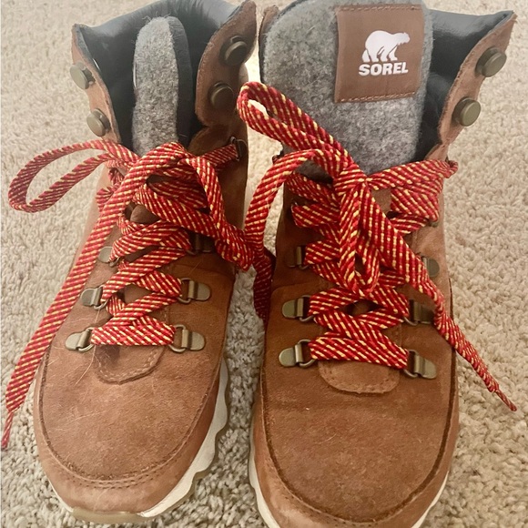 Sorel Women's Kinetic Conquest Waterproof Boots - Picture 7 of 13